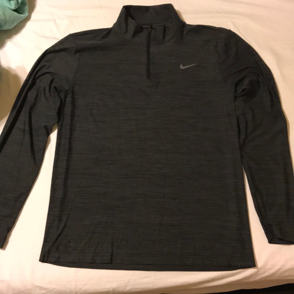 Nike quarter zip pullover